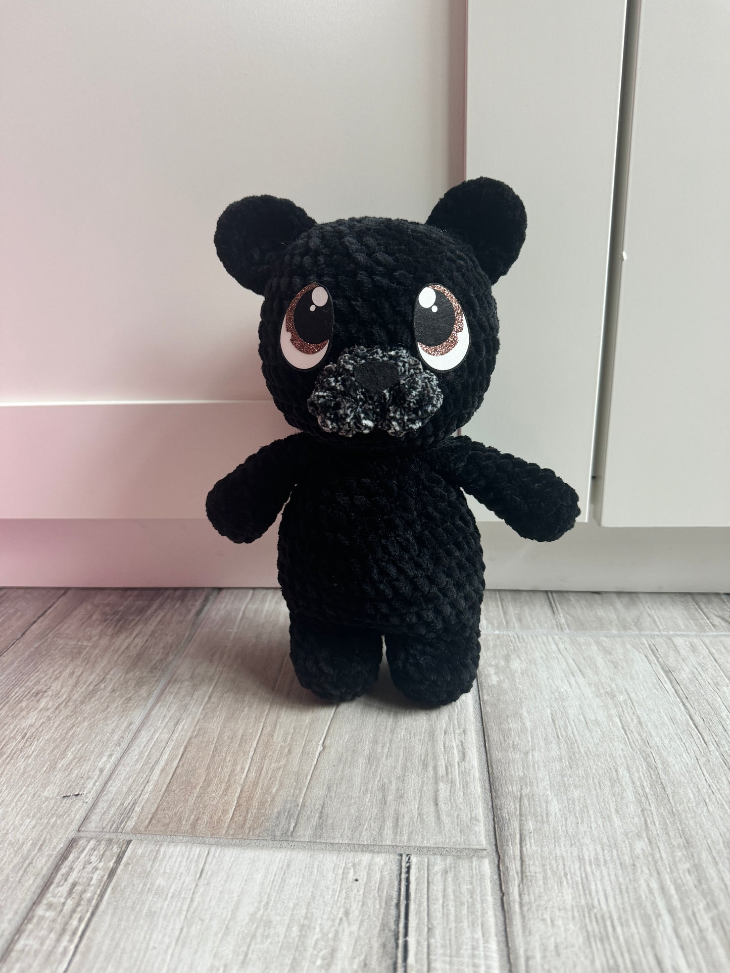 black pug